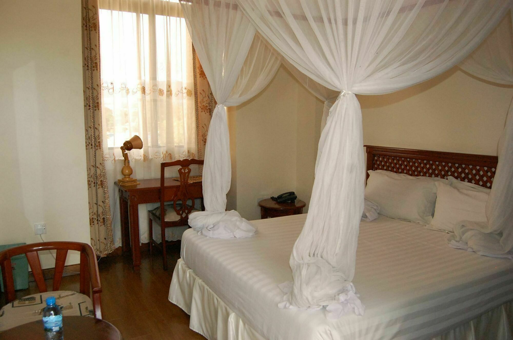 Arusha Tourist Inn Hotel Екстер'єр фото